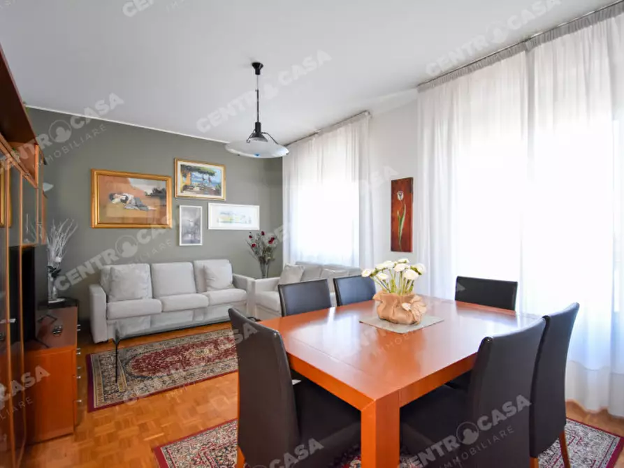 Immagine 1 di Appartamento in vendita  in Via Adamello a Legnago