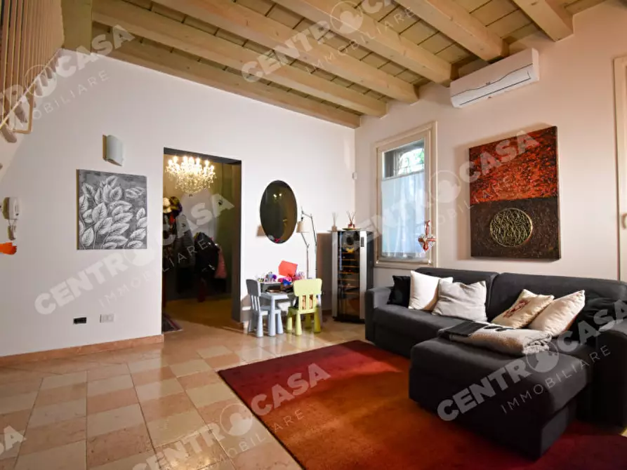 Immagine 9 di Casa bifamiliare in vendita  in Via Cavour 2 a Legnago