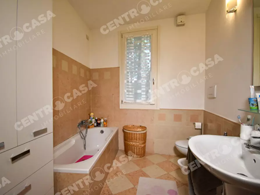 Immagine 14 di Casa bifamiliare in vendita  in Via Cavour 2 a Legnago