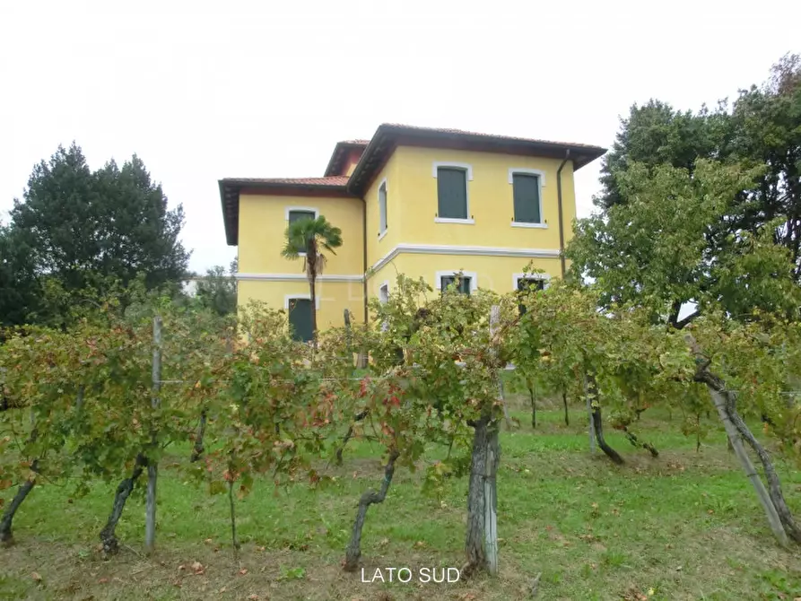 Immagine 4 di Villa in vendita  in Via Abate Geroldo a Manzano