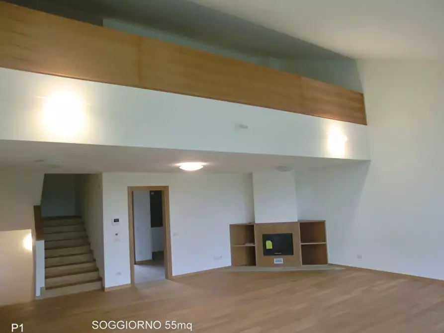 Immagine 1 di Villa in vendita  in Via Abate Geroldo a Manzano