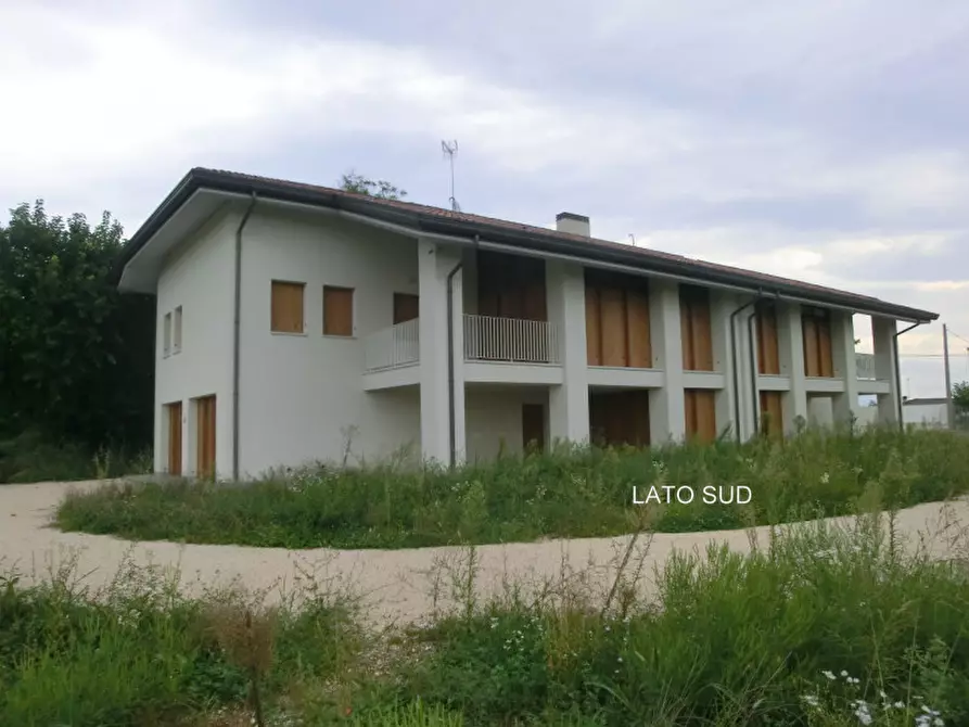 Immagine 24 di Villa in vendita  in Via Abate Geroldo a Manzano