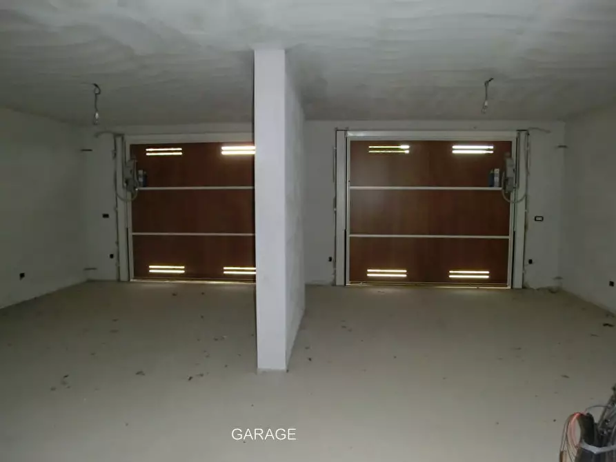 Immagine 37 di Villa in vendita  in Via Abate Geroldo a Manzano