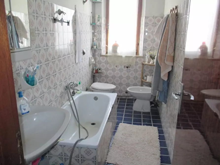 Immagine 2 di Villetta a schiera in vendita  in via montebianco a Senigallia