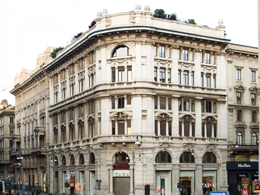 Immagine 7 di Ufficio in affitto  in piazza Duomo a Milano