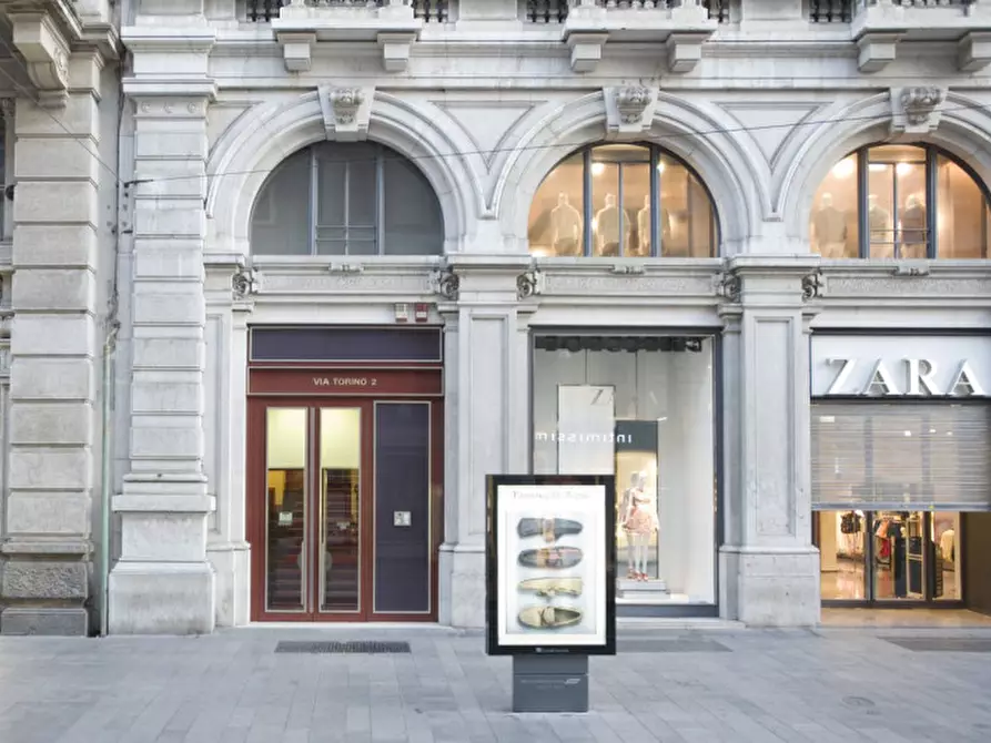 Immagine 6 di Ufficio in affitto  in piazza Duomo a Milano