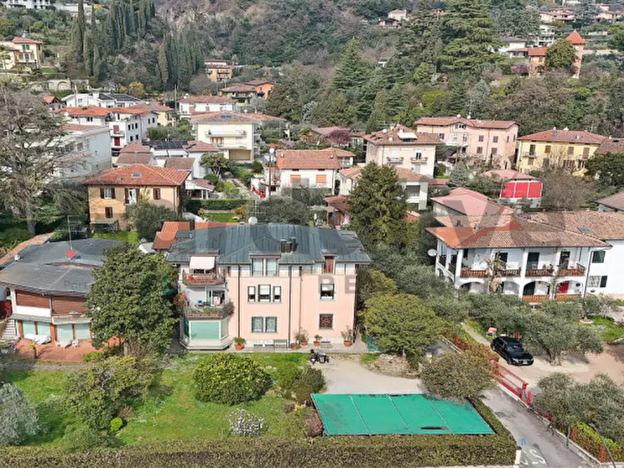 Immagine 13 di Appartamento in vendita  in Via delle Palme, 1 a Salò