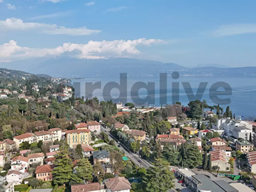 Immagine 14 di Appartamento in vendita  in Via delle Palme, 1 a Salò