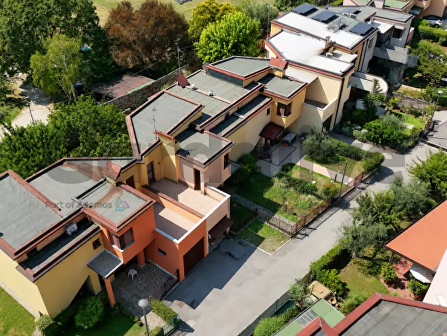 Immagine 1 di Villetta a schiera in vendita  in Via del Roveto 23 a Salò