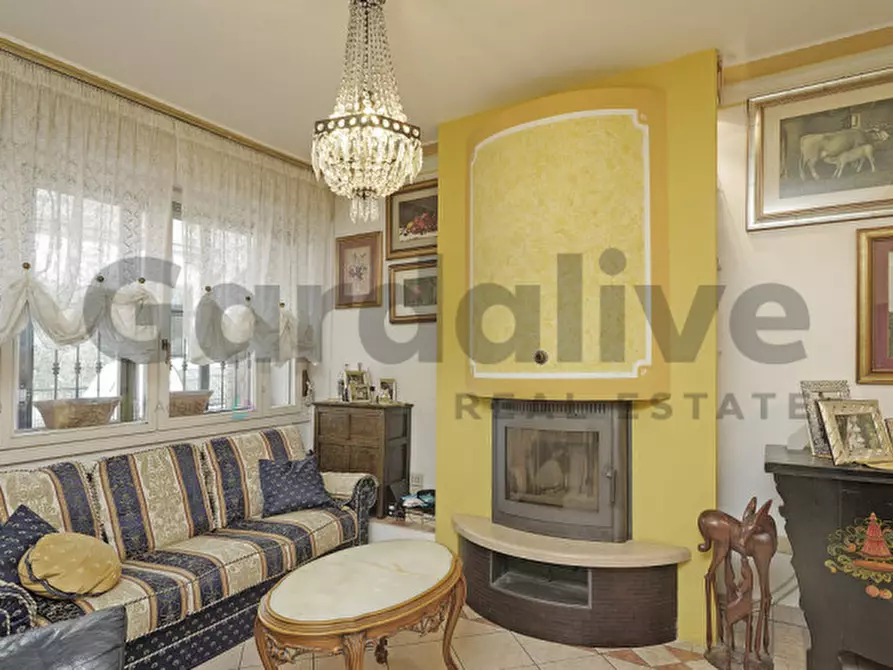 Immagine 10 di Villetta a schiera in vendita  in Via Burago 144 a Salò