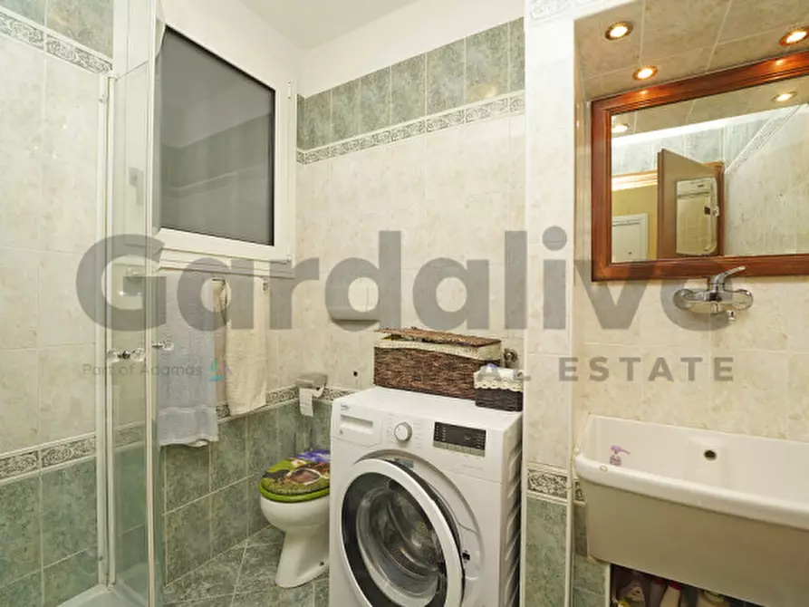 Immagine 11 di Villetta a schiera in vendita  in Via Burago 144 a Salò