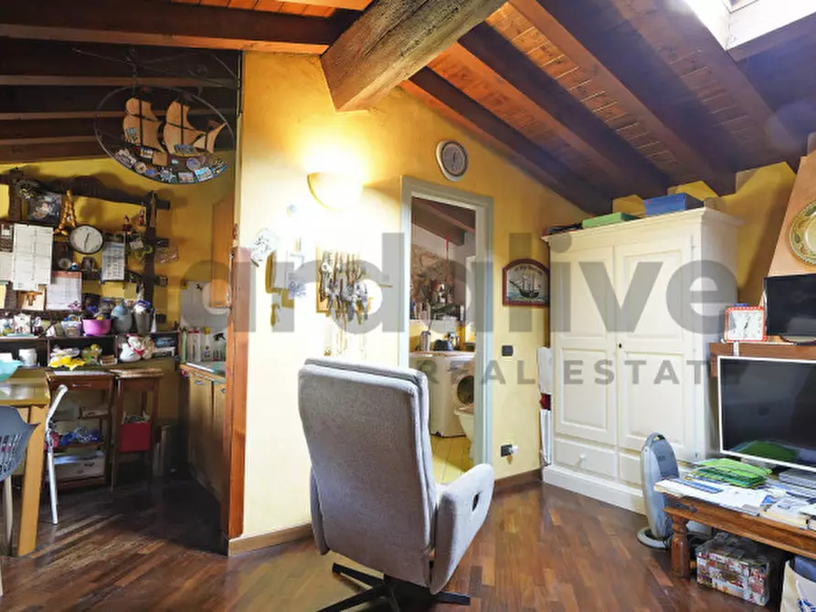 Immagine 2 di Appartamento in vendita  in Via Lucia Fiorini 2 a Salò