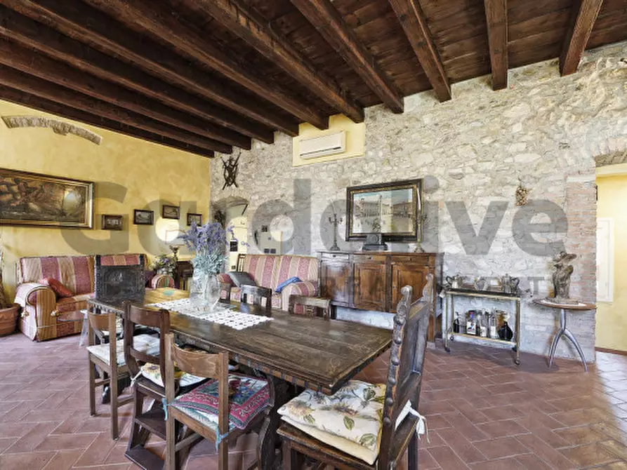 Immagine 17 di Appartamento in vendita  in Via Lucia Fiorini 2 a Salò