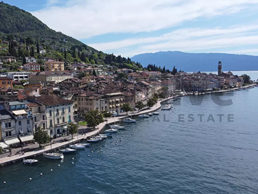 Immagine 26 di Appartamento in vendita  in Via Lucia Fiorini 2 a Salò