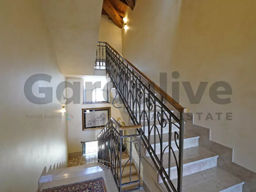 Immagine 10 di Villa in vendita  in Via San Pietro, 113 a Roè Volciano