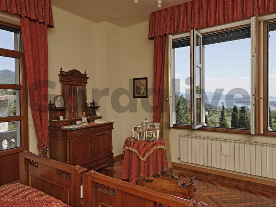 Immagine 12 di Villa in vendita  in Via San Pietro, 113 a Roè Volciano