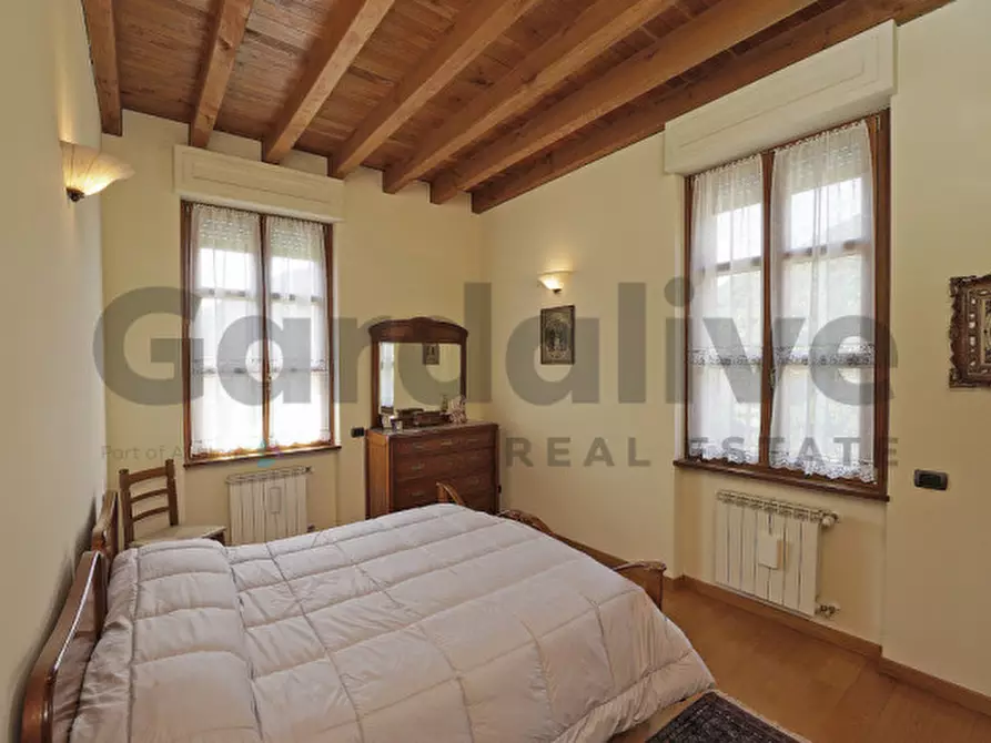 Immagine 15 di Villa in vendita  in Via San Pietro, 113 a Roè Volciano