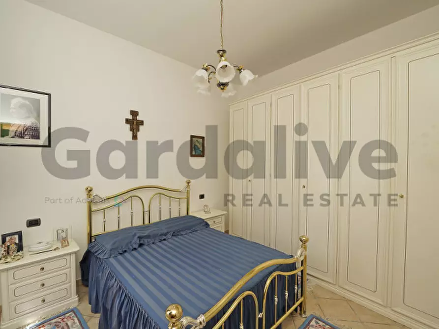 Immagine 20 di Villa in vendita  in Via San Pietro, 113 a Roè Volciano