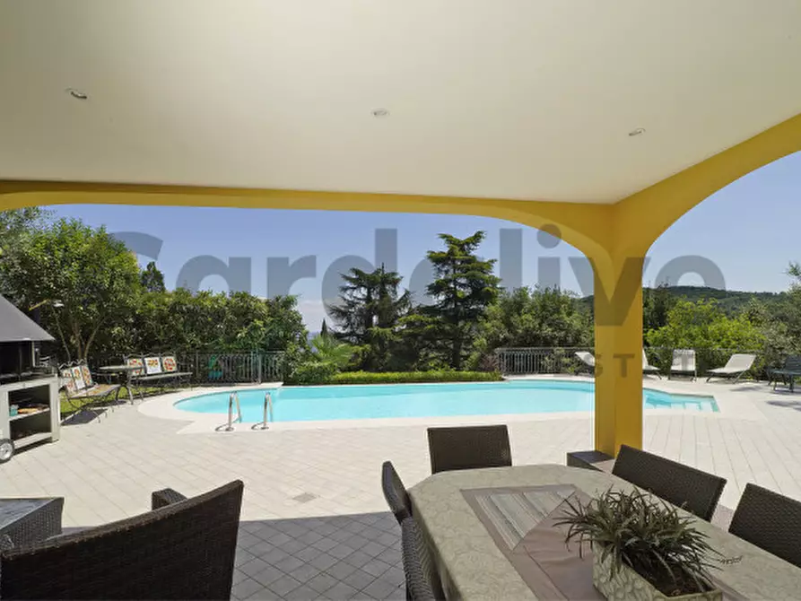 Immagine 21 di Villa in vendita  in Via San Pietro, 113 a Roè Volciano