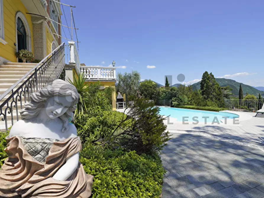 Immagine 23 di Villa in vendita  in Via San Pietro, 113 a Roè Volciano