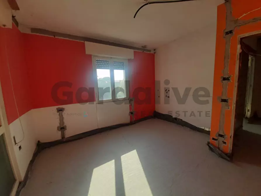 Immagine 5 di Appartamento in vendita  in Via Gratarolo Bongianni 3 a Salò