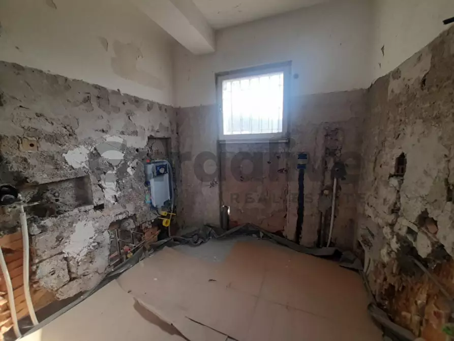 Immagine 9 di Appartamento in vendita  in Via Gratarolo Bongianni 3 a Salò