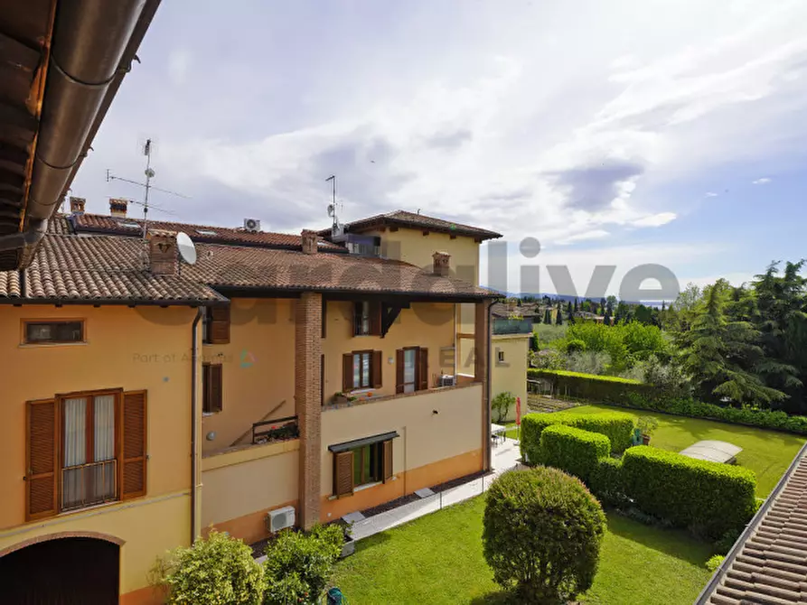 Immagine 5 di Appartamento in vendita  in Via Garibaldi 71 a San Felice Del Benaco