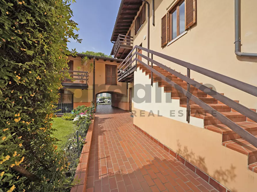 Immagine 8 di Appartamento in vendita  in Via Garibaldi 71 a San Felice Del Benaco