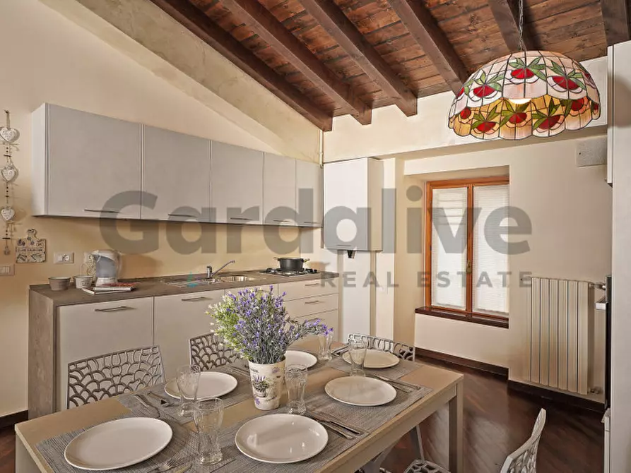 Immagine 14 di Appartamento in vendita  in Via Garibaldi 71 a San Felice Del Benaco