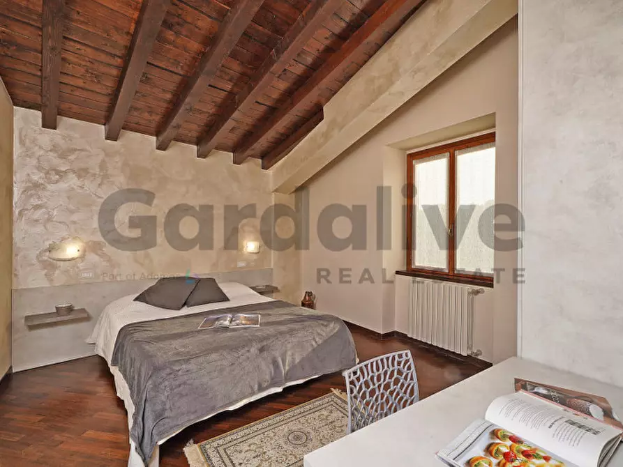 Immagine 20 di Appartamento in vendita  in Via Garibaldi 71 a San Felice Del Benaco