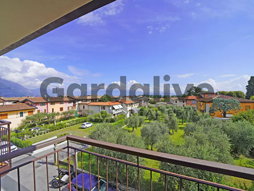 Immagine 2 di Appartamento in vendita  in Via Brescia 26 a San Felice Del Benaco