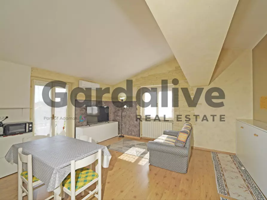 Immagine 4 di Appartamento in vendita  in Via Brescia 26 a San Felice Del Benaco