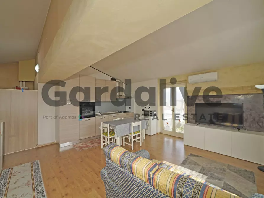 Immagine 6 di Appartamento in vendita  in Via Brescia 26 a San Felice Del Benaco