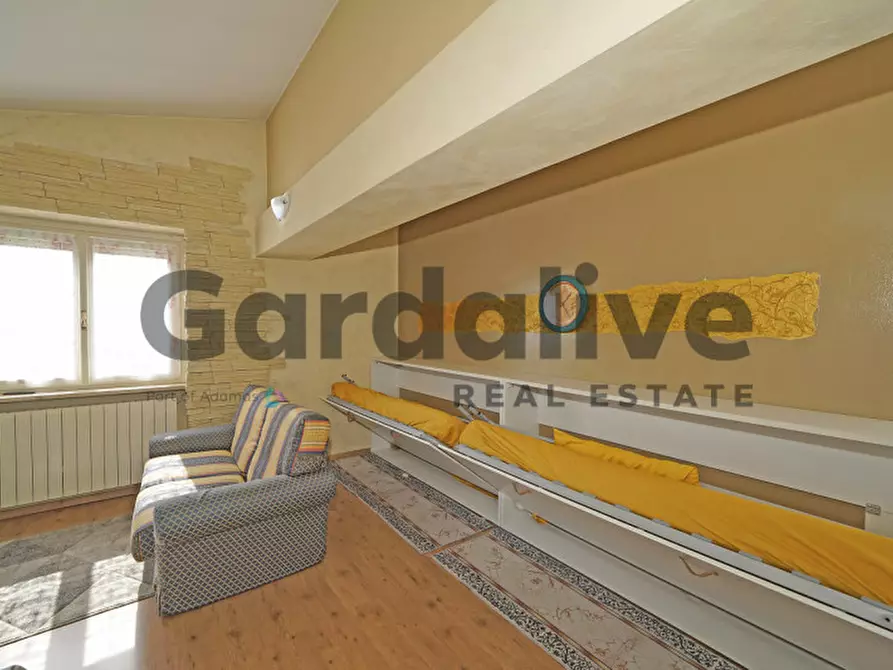 Immagine 8 di Appartamento in vendita  in Via Brescia 26 a San Felice Del Benaco