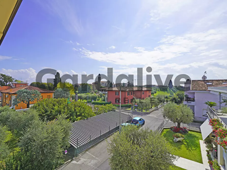 Immagine 14 di Appartamento in vendita  in Via Brescia 26 a San Felice Del Benaco