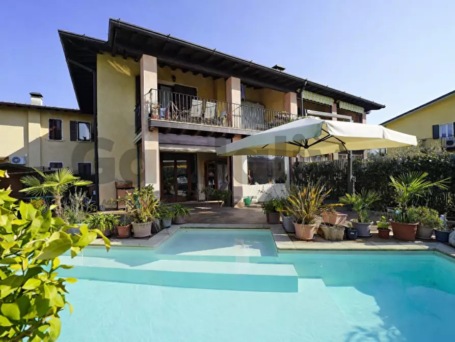 Immagine 1 di Appartamento in vendita  in Via Boschette 95 a San Felice Del Benaco