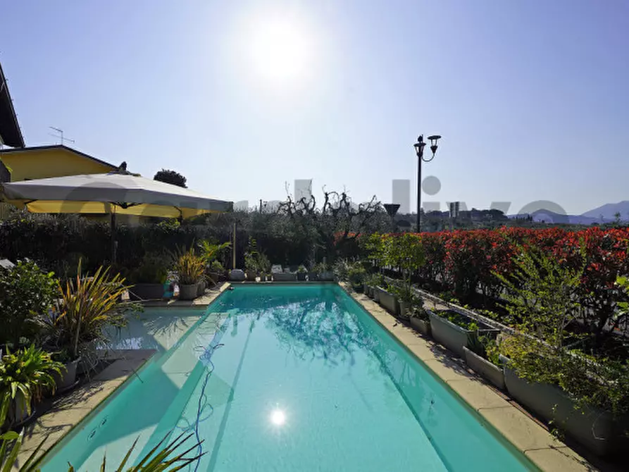 Immagine 9 di Appartamento in vendita  in Via Boschette 95 a San Felice Del Benaco