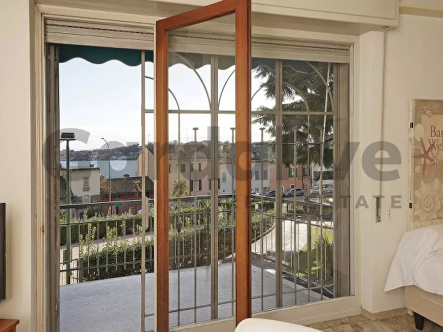 Immagine 3 di Appartamento in vendita  in Viale Landi a Salò