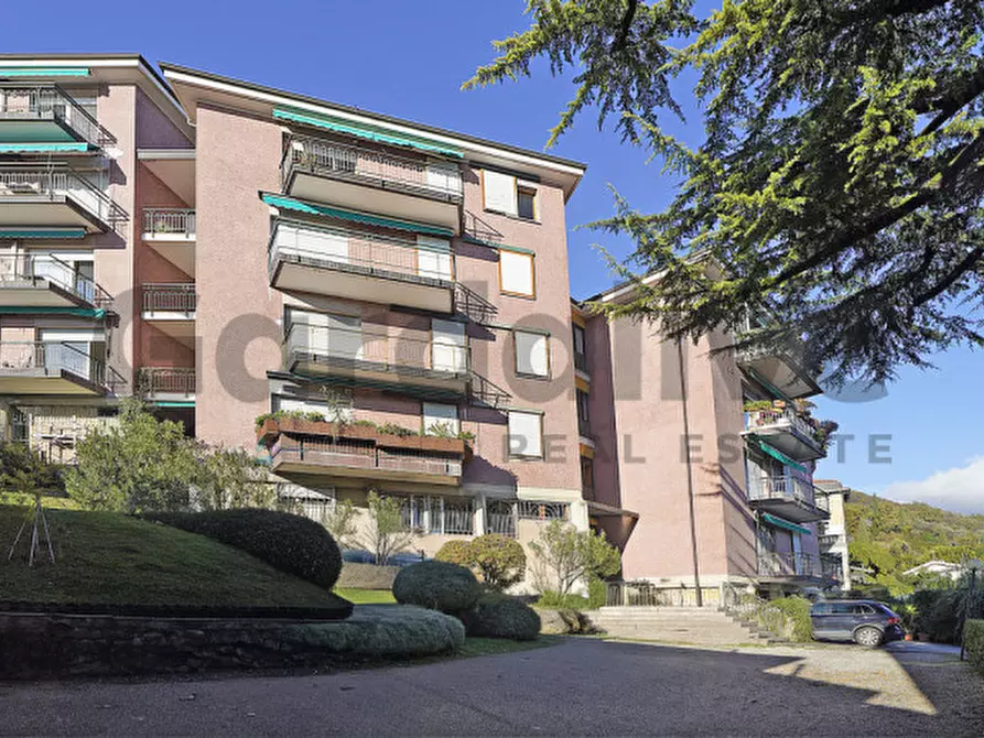 Immagine 11 di Appartamento in vendita  in Viale Landi a Salò