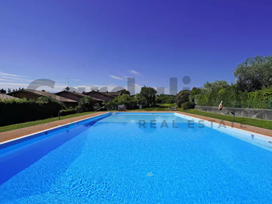 Immagine 2 di Villa in vendita  in Via Vallette 1 a San Felice Del Benaco