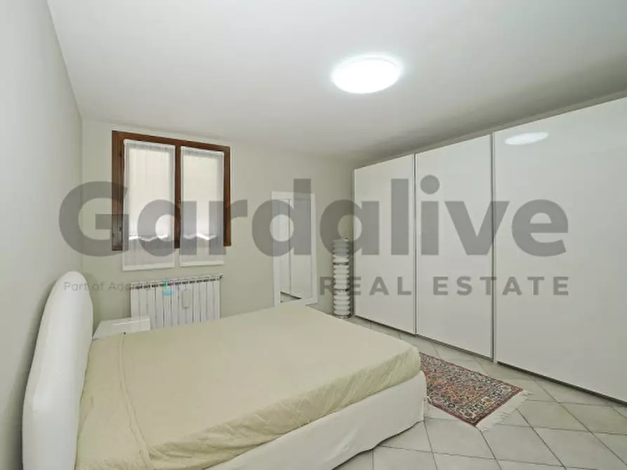 Immagine 13 di Villa in vendita  in Via Vallette 1 a San Felice Del Benaco