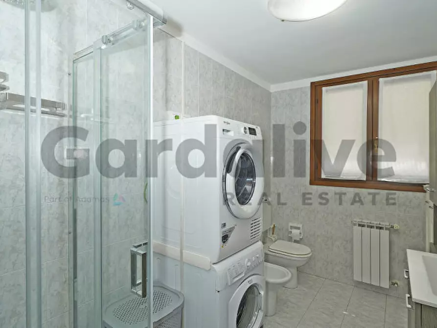 Immagine 18 di Villa in vendita  in Via Vallette 1 a San Felice Del Benaco