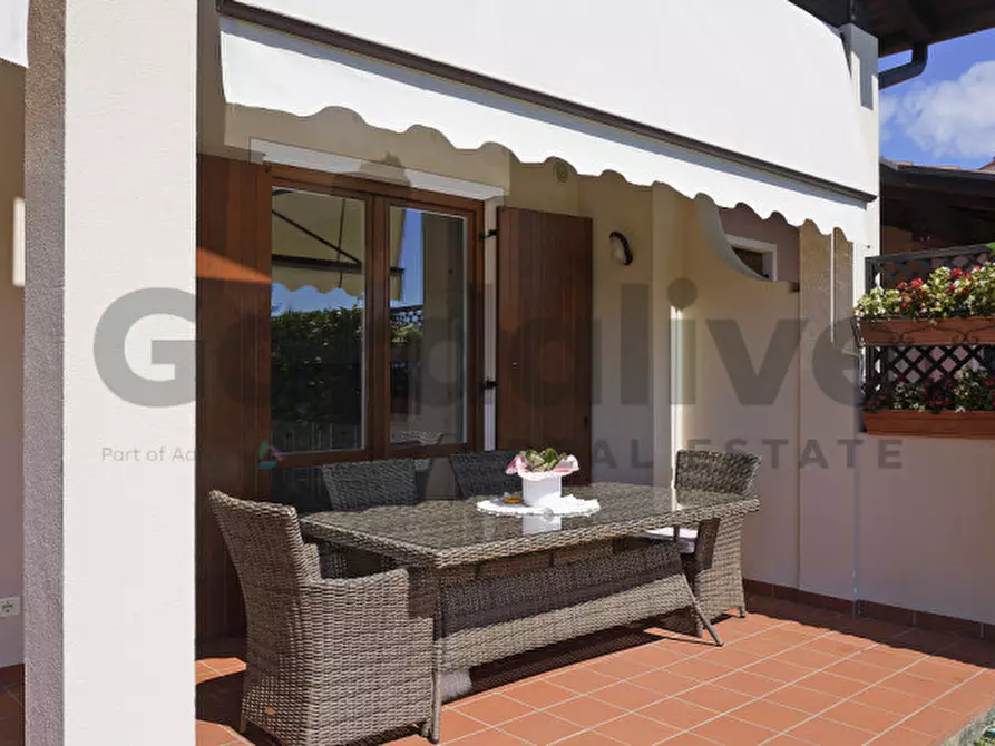 Immagine 21 di Villa in vendita  in Via Vallette 1 a San Felice Del Benaco
