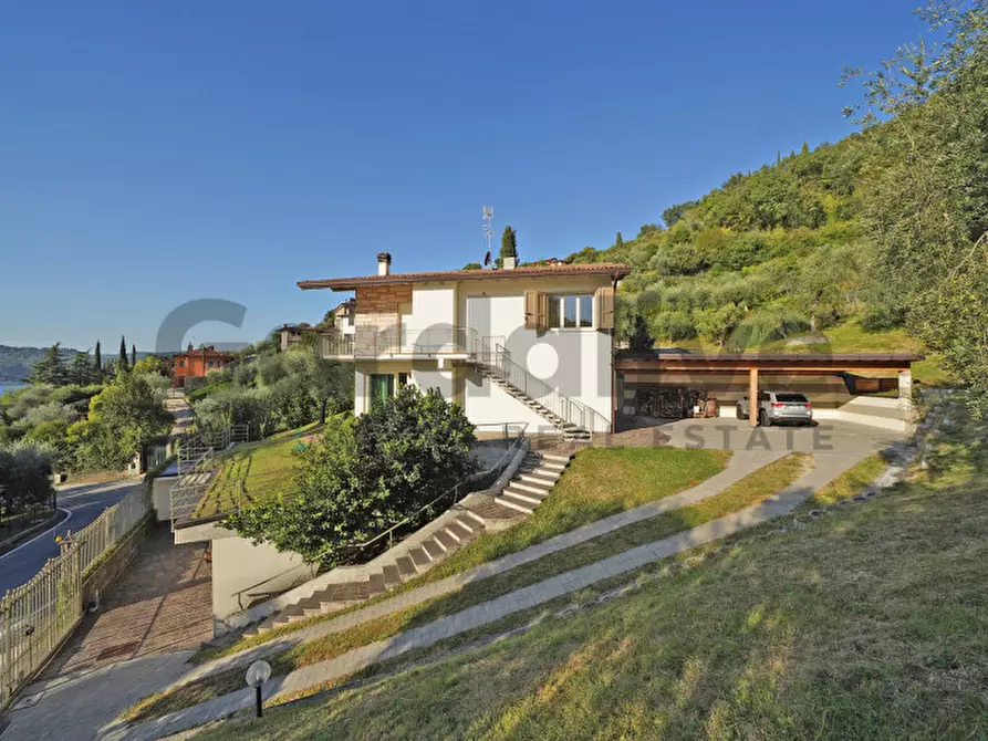 Immagine 2 di Villa in vendita  in Via Panoramica 3 a Salò
