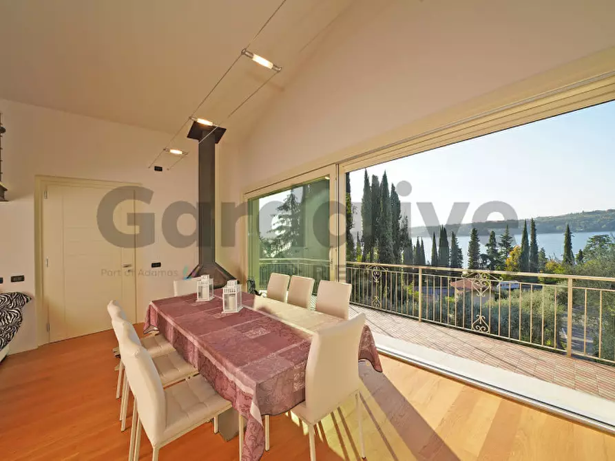 Immagine 4 di Villa in vendita  in Via Panoramica 3 a Salò