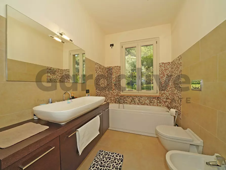 Immagine 14 di Villa in vendita  in Via Panoramica 3 a Salò