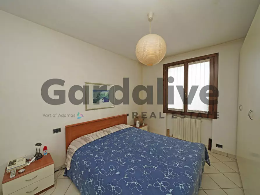 Immagine 8 di Appartamento in vendita  in Via Boschette 6 a San Felice Del Benaco