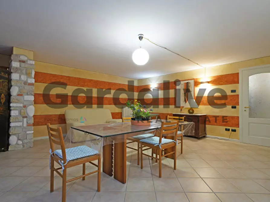 Immagine 29 di Casa bifamiliare in vendita  in Via San Giovanni 35 a San Felice Del Benaco