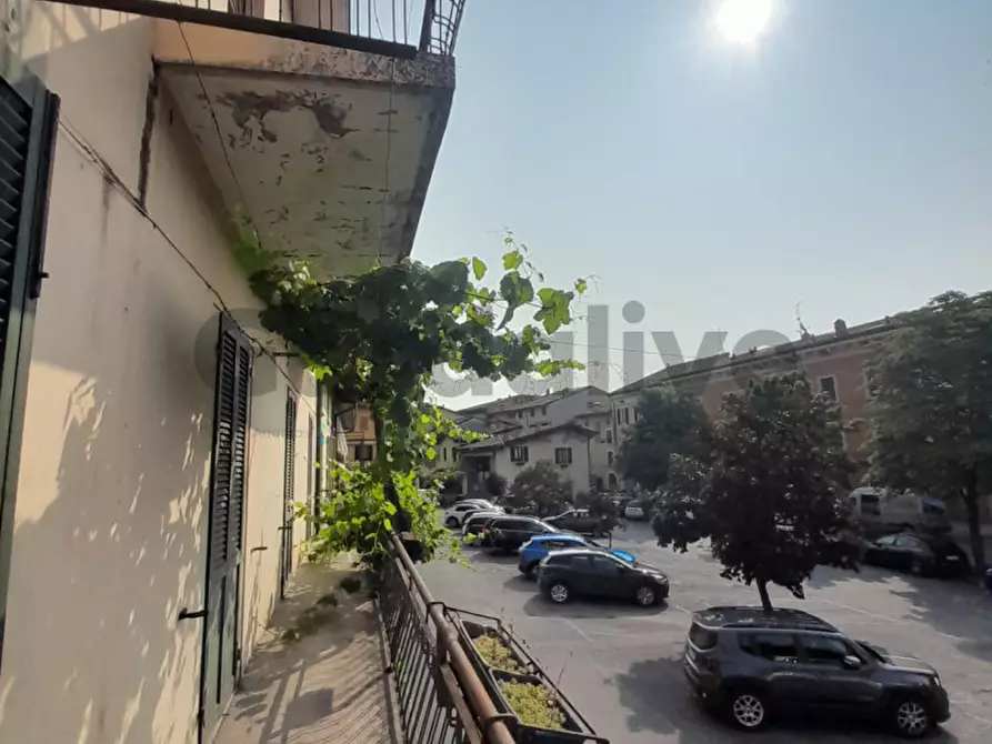 Immagine 5 di Rustico / casale in vendita  in Piazza Sergio Bresciani 19 a Salò