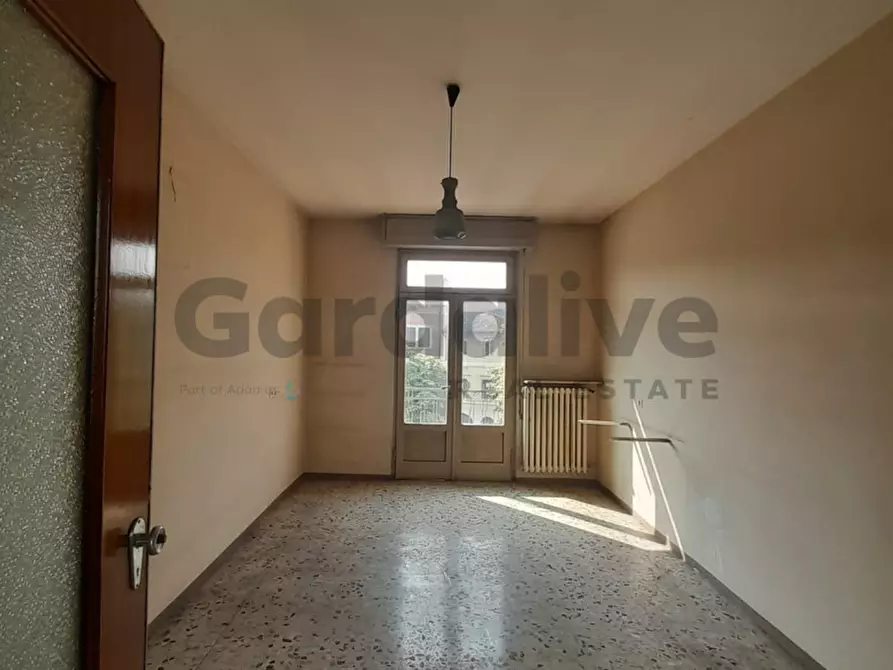 Immagine 9 di Rustico / casale in vendita  in Piazza Sergio Bresciani 19 a Salò